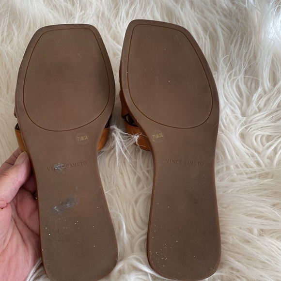 VINCE CAMUTO leather sandals - Picture 8 of 13